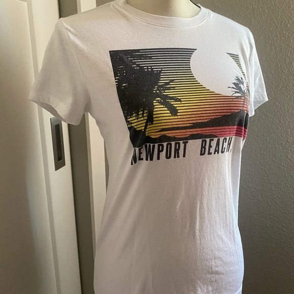 Free State Newport Beach, CA Tee-Shirt - Picture 1 of 2
